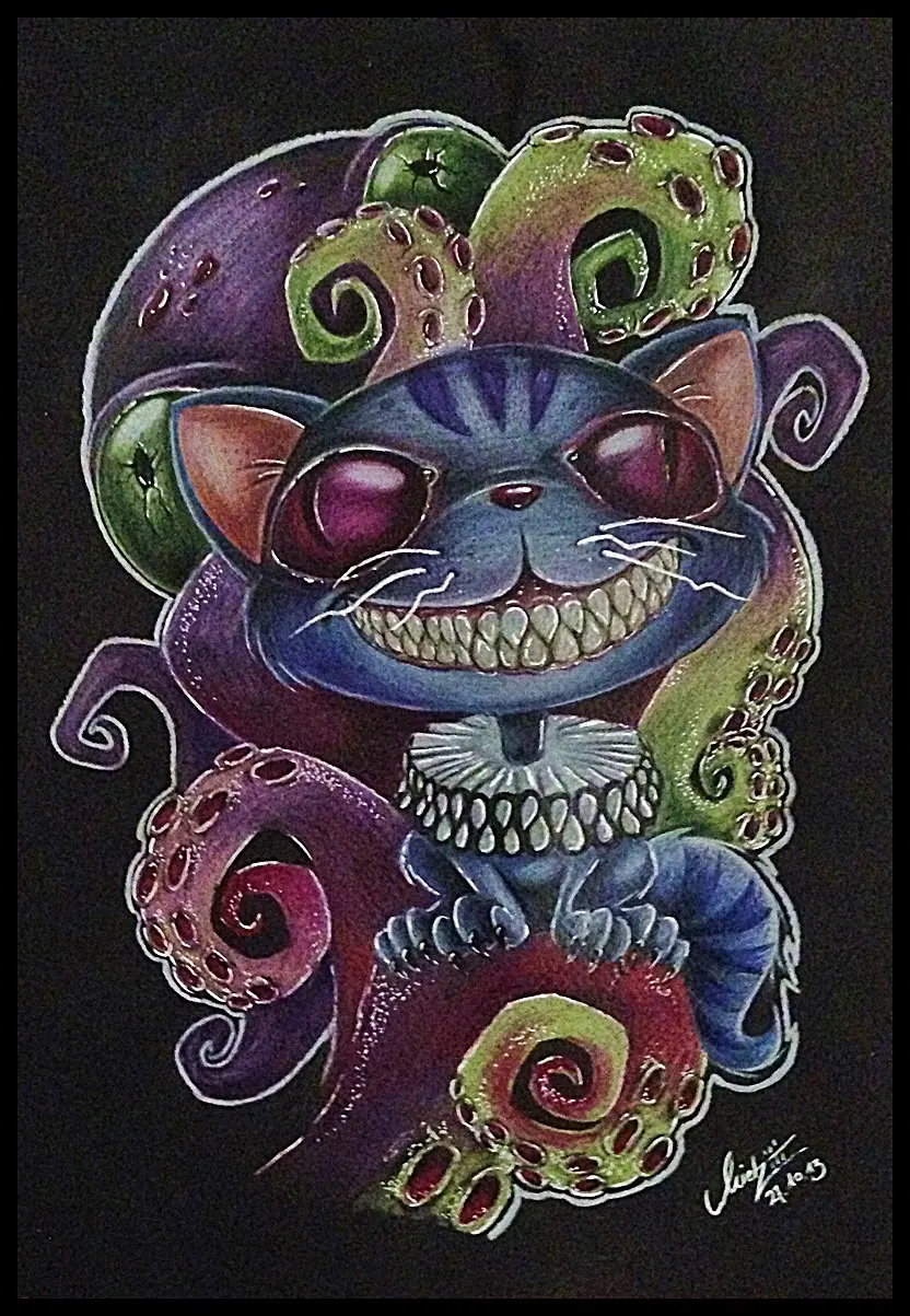 Grinsekatze mit Spiralen in Buntstift auf Schwarz