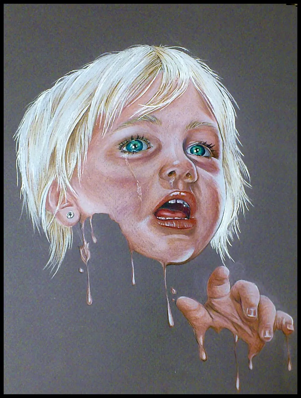 Surreale Buntstiftzeichnung eines Mädchens mit zerfliessendem Gesicht